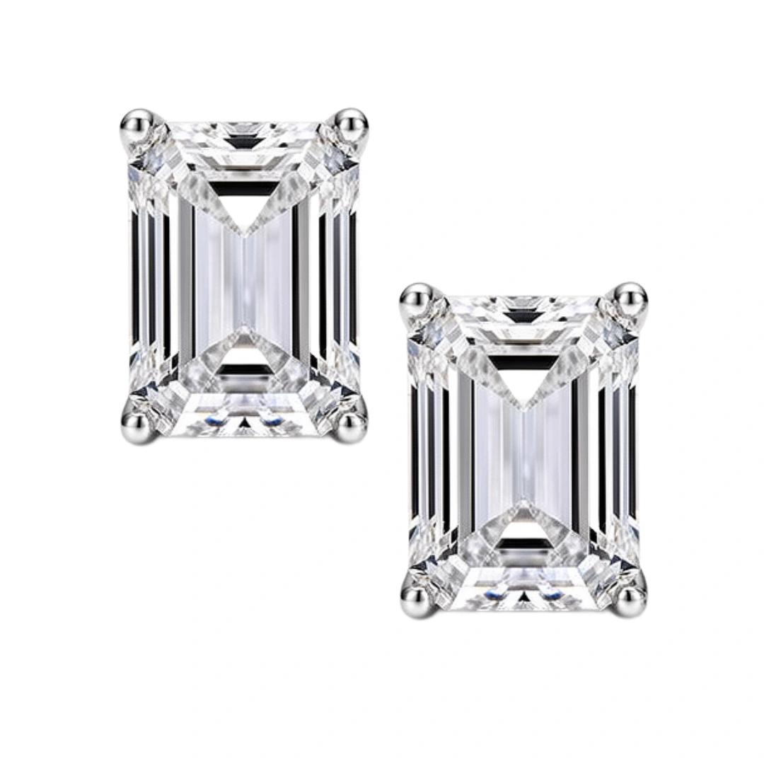 3 carats emerald cut studs