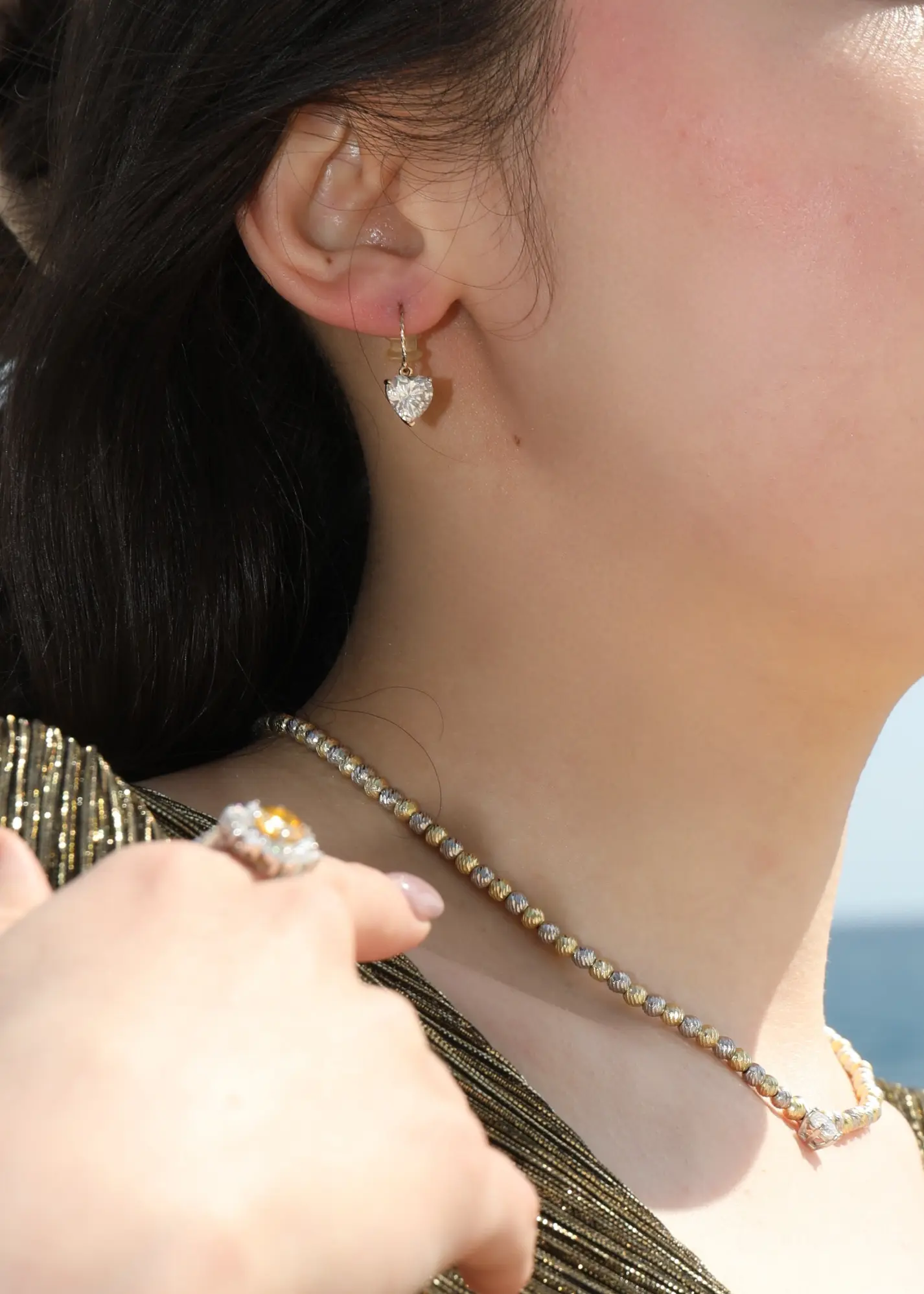 Incredible gold earrings